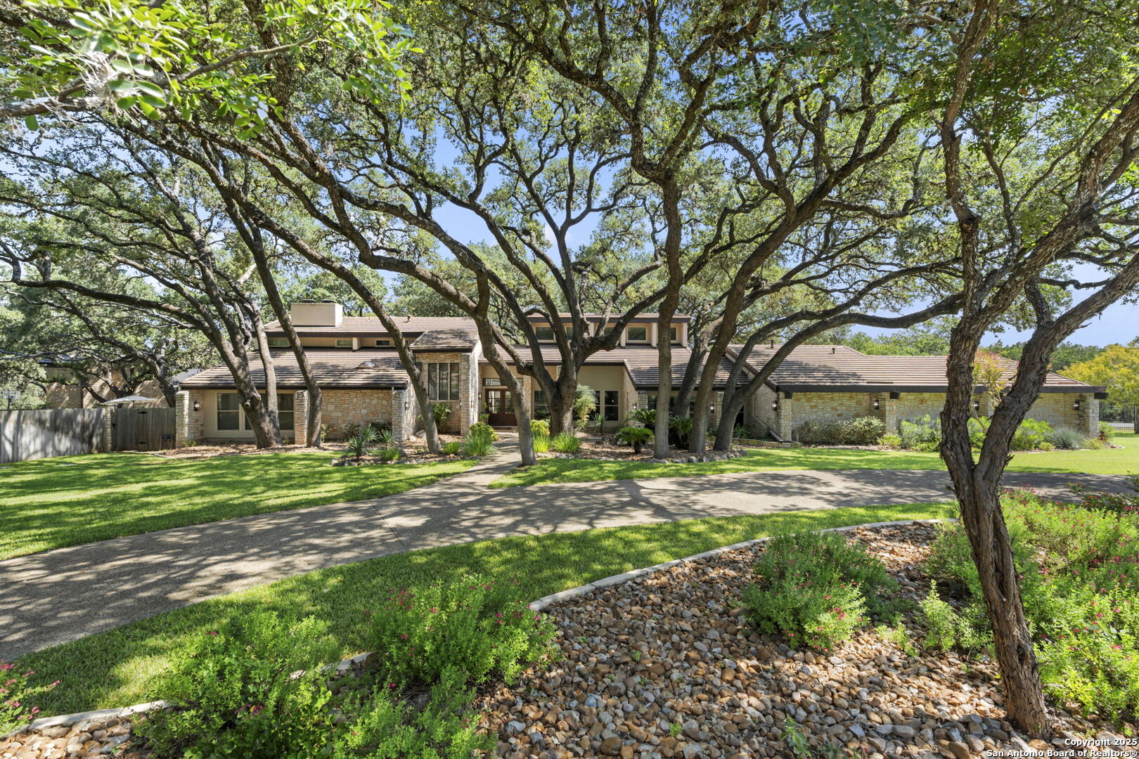 8707 Paisano Pass San Antonio TX 78255