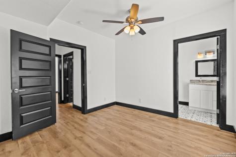 726 E Highland Boulevard San Antonio TX 78210