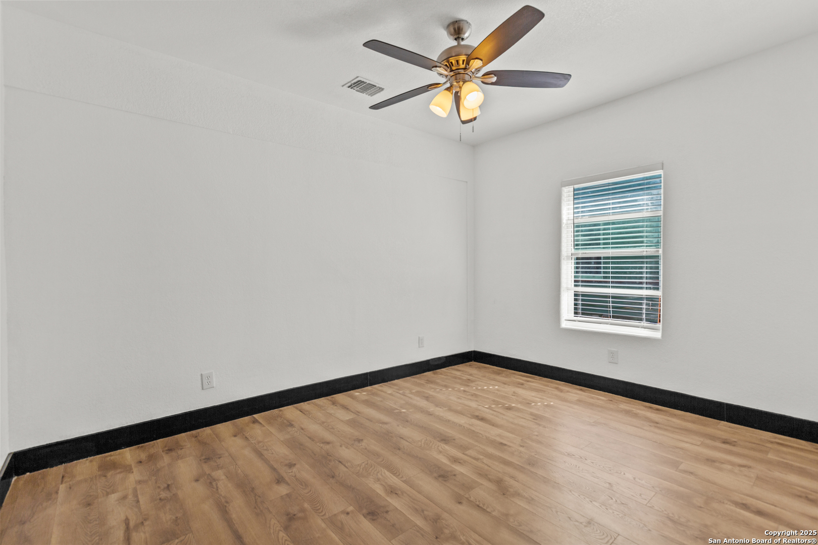 726 E Highland Boulevard San Antonio TX 78210