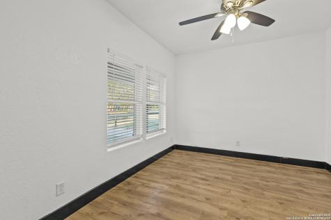 726 E Highland Boulevard San Antonio TX 78210