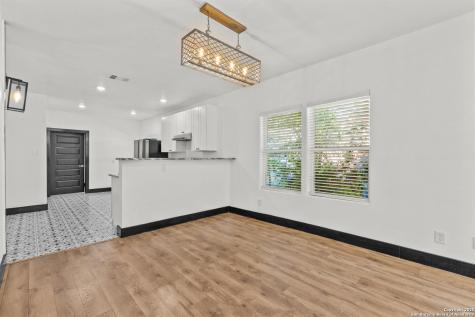 726 E Highland Boulevard San Antonio TX 78210