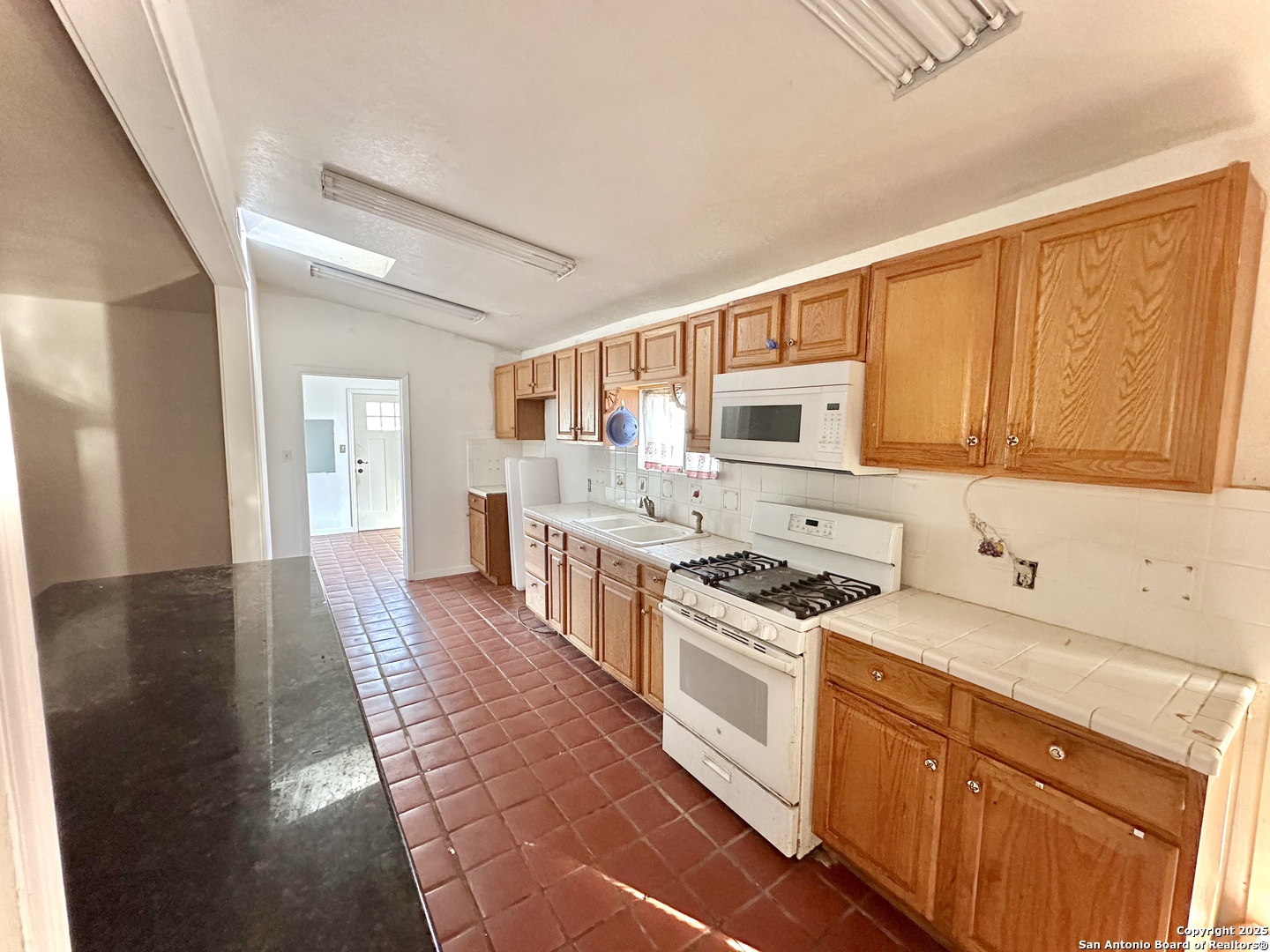 2103 Fm 2790 Lytle TX 78052