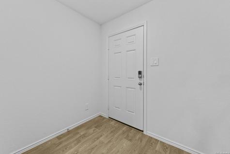 16055 Mahogany Way Elmendorf TX 78112