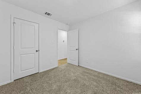 16055 Mahogany Way Elmendorf TX 78112
