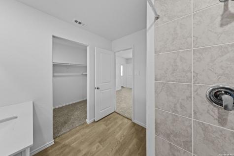 16055 Mahogany Way Elmendorf TX 78112