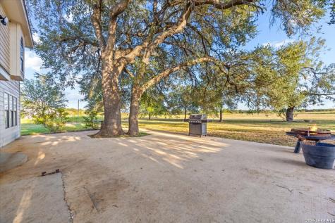 15080 Macdona Lacoste Road Lacoste TX 78039