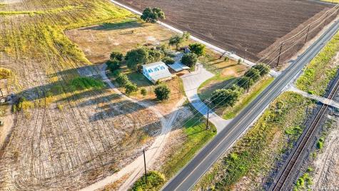 15080 Macdona Lacoste Road Lacoste TX 78039