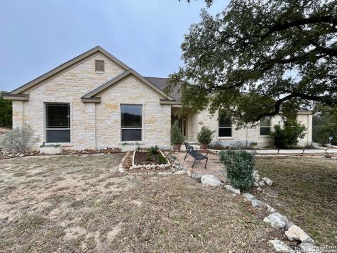 1152 Latigo Boulevard Pipe Creek TX 78063