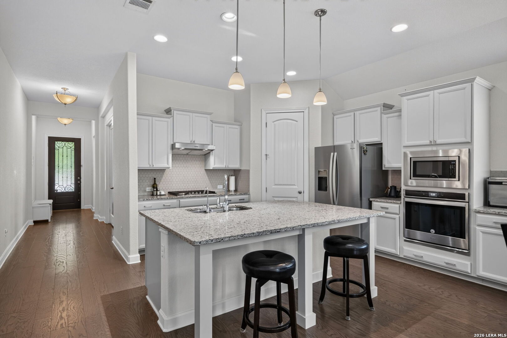 4723 Island Hollow Marion TX 78124