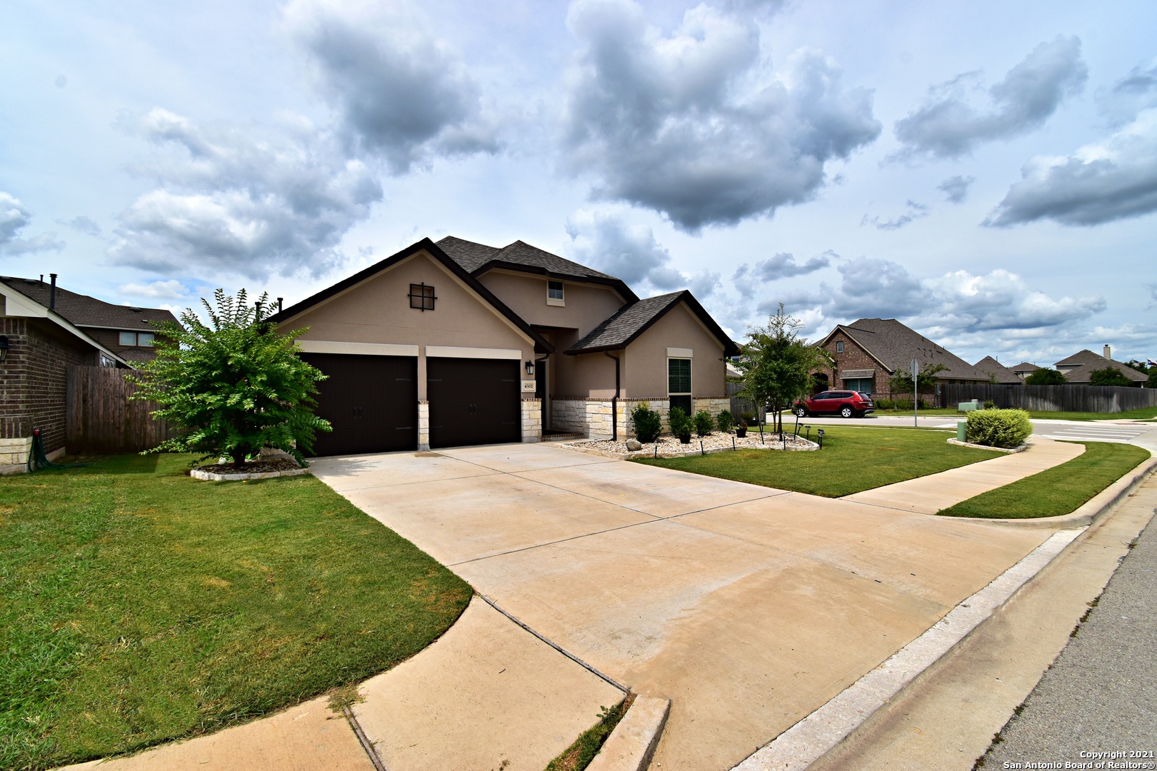 4302 Trail Ridge Pass San Marcos TX 78666