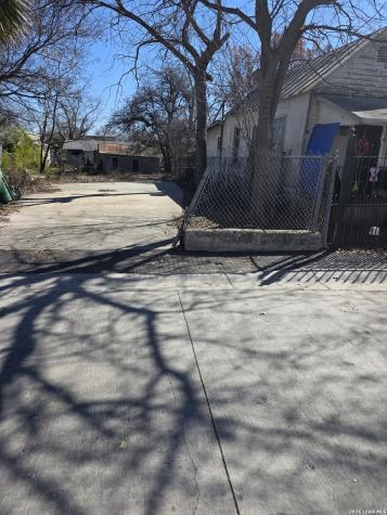 108 San Martin San Antonio TX 78207