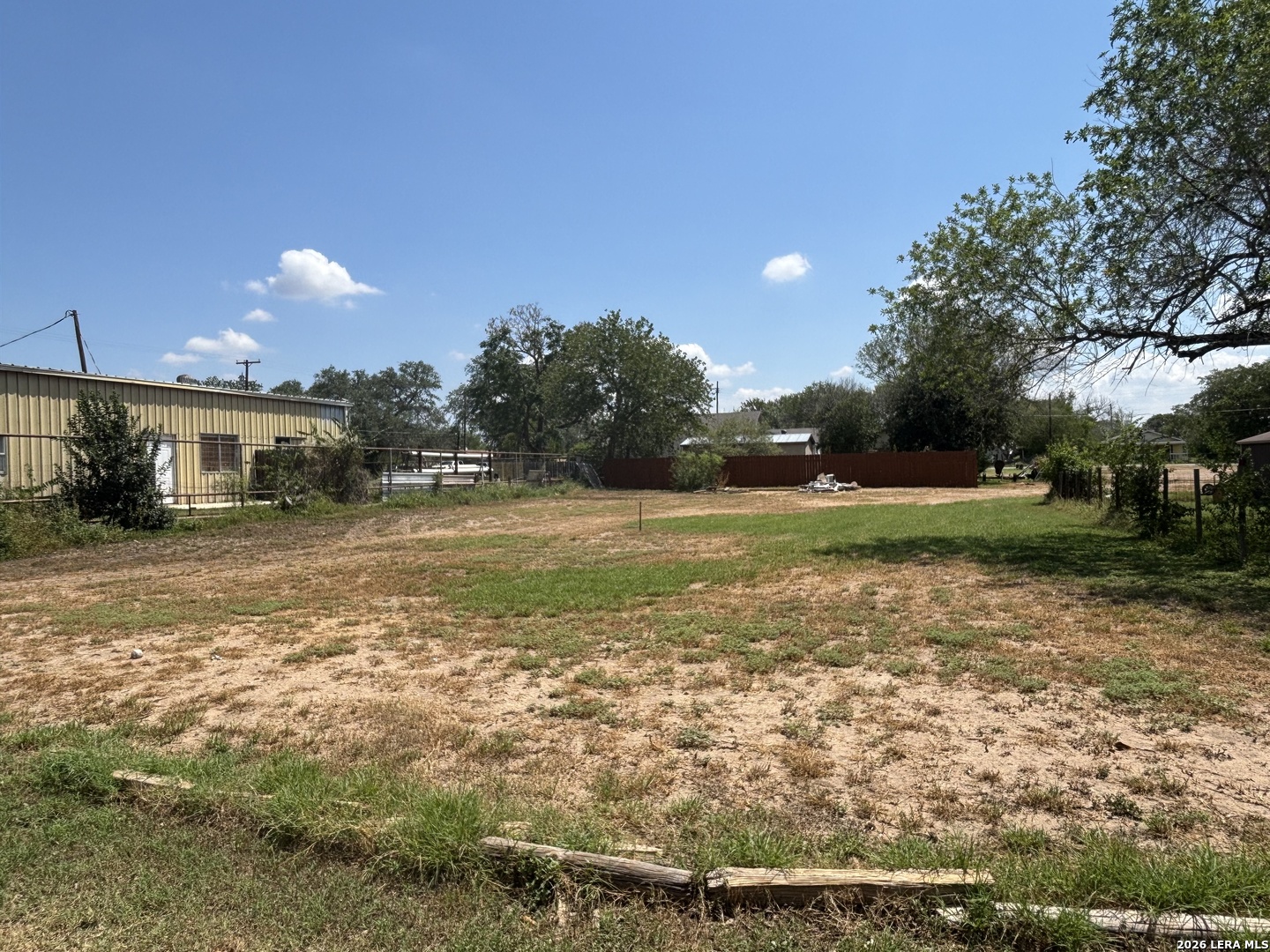 00 Renfro Devine TX 78016