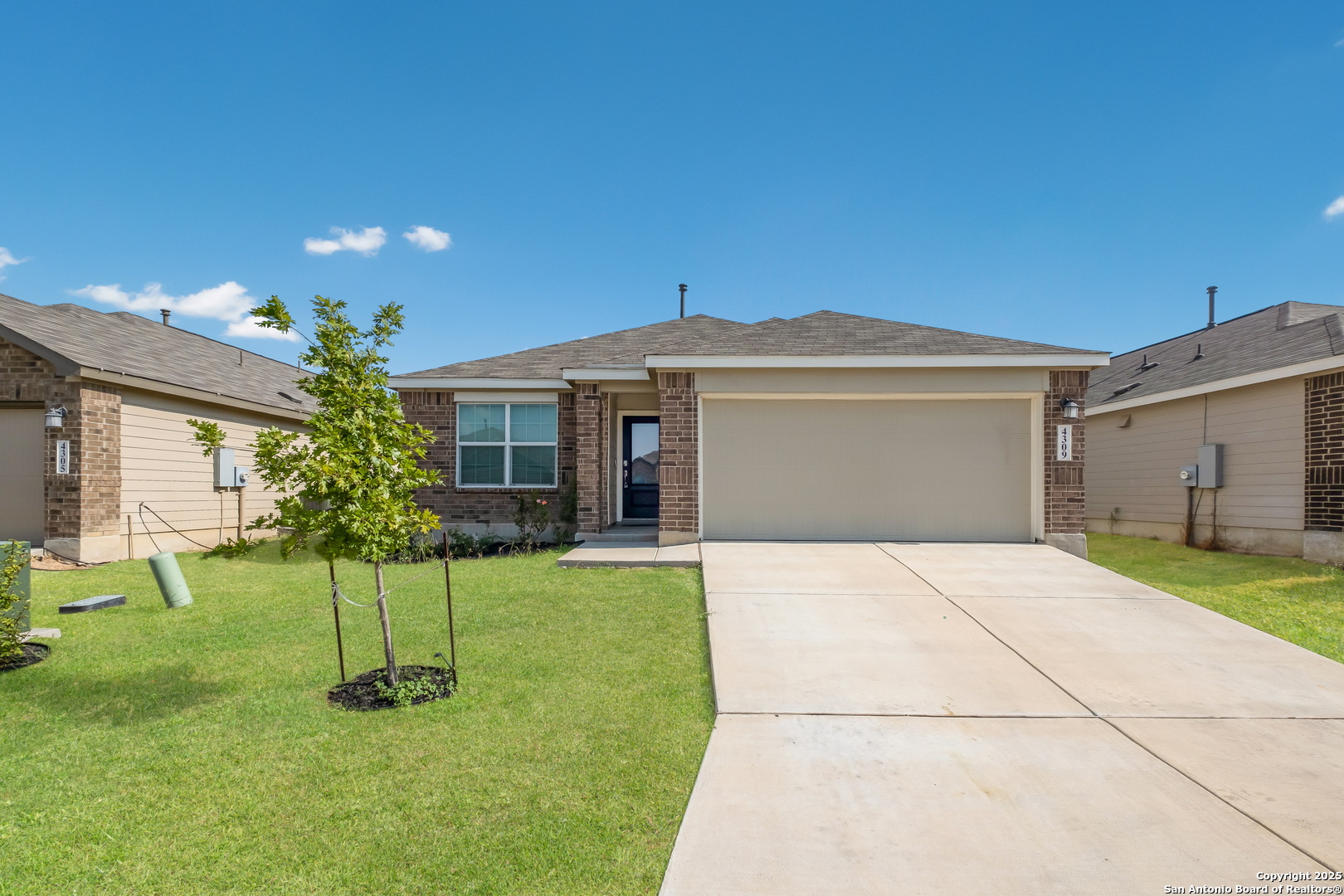 4309 Southton Bed San Antonio TX 78223