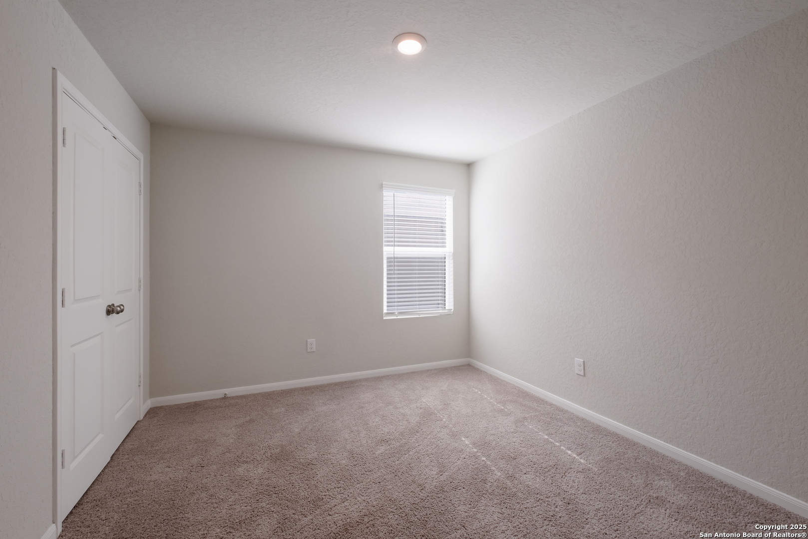 4309 Southton Bed San Antonio TX 78223