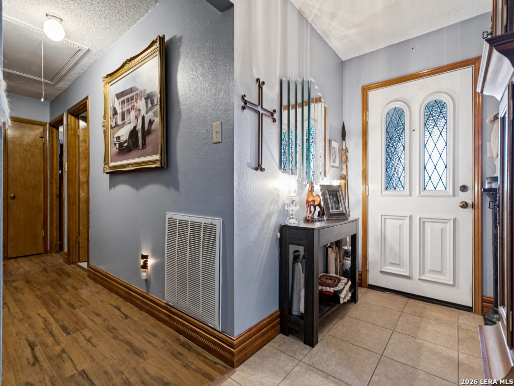 6419 Royal Ridge San Antonio TX 78239