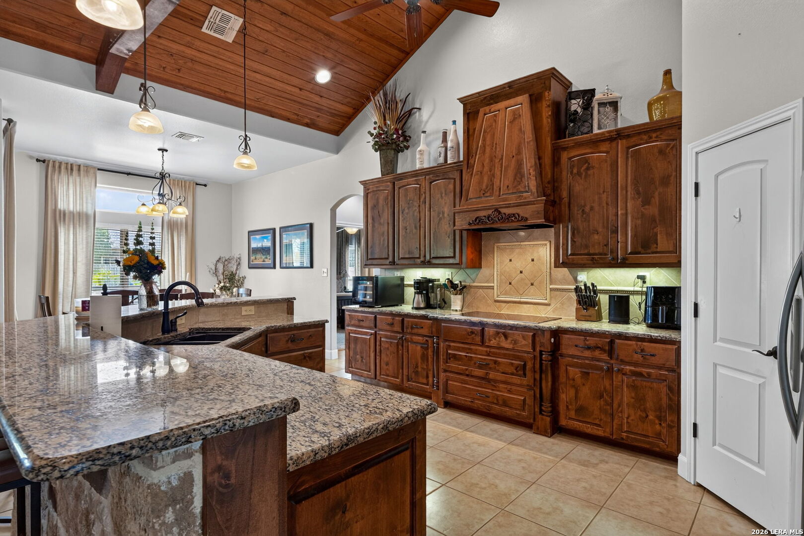 1641 Clover Ridge Pleasanton TX 78064