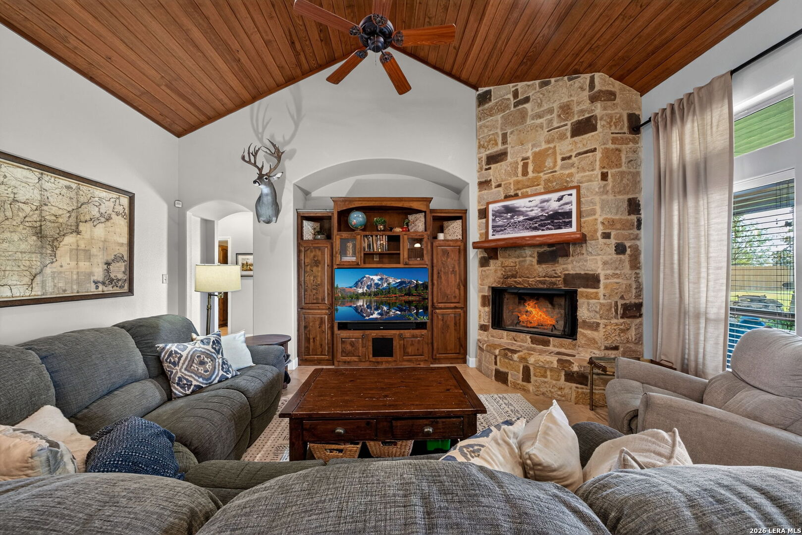 1641 Clover Ridge Pleasanton TX 78064
