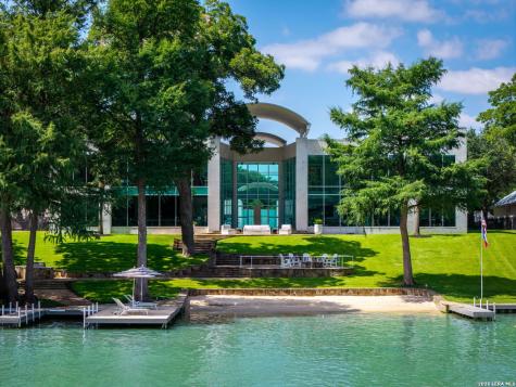 636 Woodlake Drive Mcqueeney TX 78123