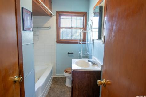 16472 N State Highway 16 Poteet TX 78065