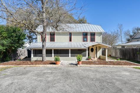 112 W Hosack Street Boerne TX 78006