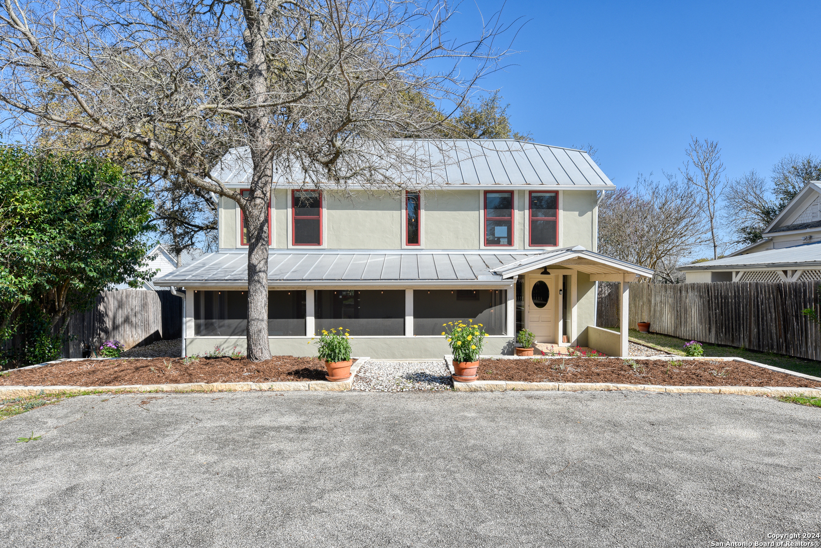 112 W Hosack Street Boerne TX 78006
