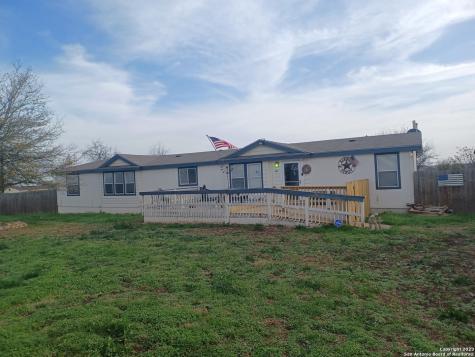 325 County Road 5634 Castroville TX 78009