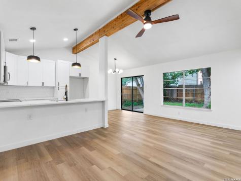 6810 Spring Garden Street San Antonio TX 78249