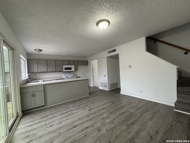 6631 Spring Hurst San Antonio TX 78249