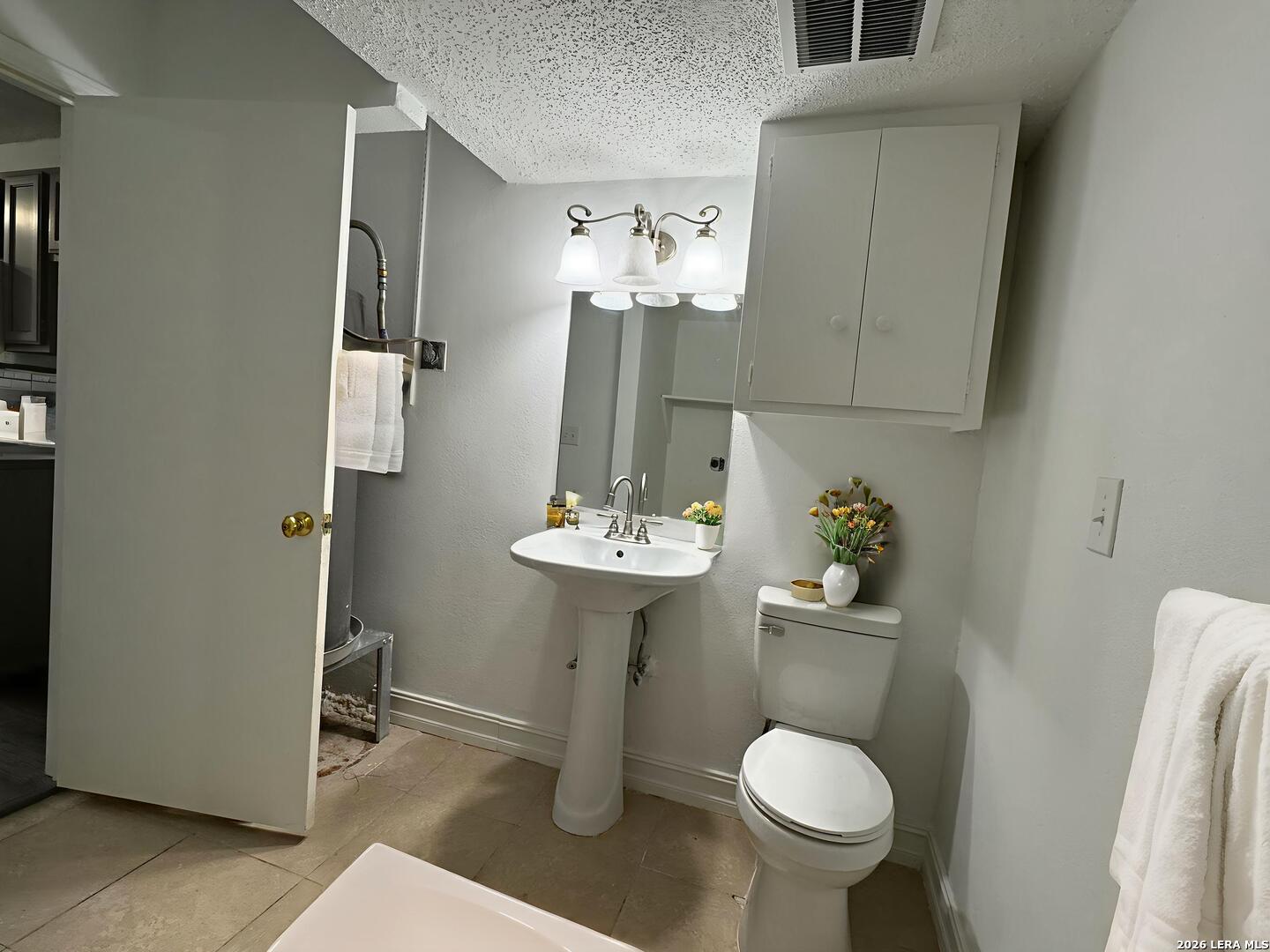 6631 Spring Hurst San Antonio TX 78249