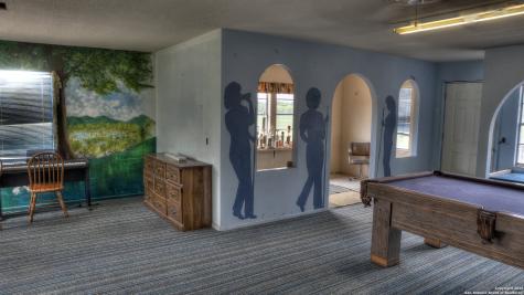 6623 Ranch Road 1120 Rio Frio TX 78879