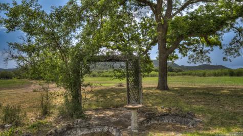 6623 Ranch Road 1120 Rio Frio TX 78879
