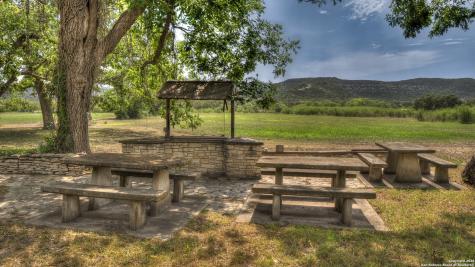 6623 Ranch Road 1120 Rio Frio TX 78879