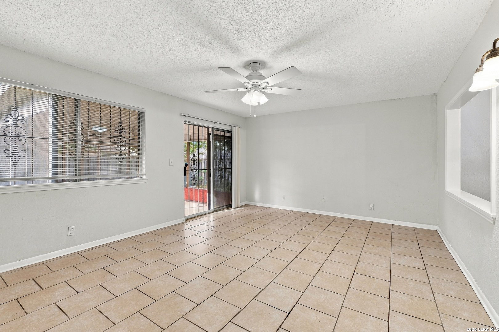 6022 Whispering Lake San Antonio TX 78222