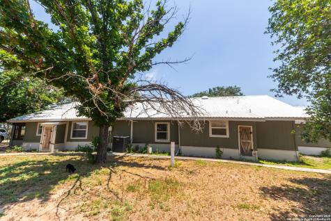 4843 N Fm 1436 La Pryor TX 78872