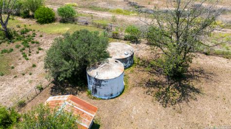 4843 N Fm 1436 La Pryor TX 78872
