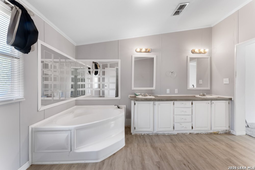 576 Wright Drive Bandera TX 78003