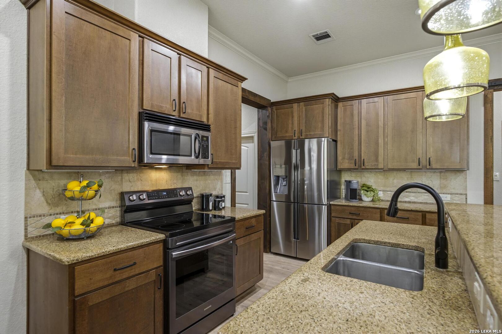 414 Spacious Sky San Antonio TX 78260
