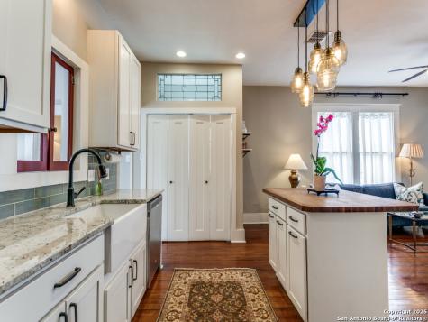521 N Palmetto San Antonio TX 78202