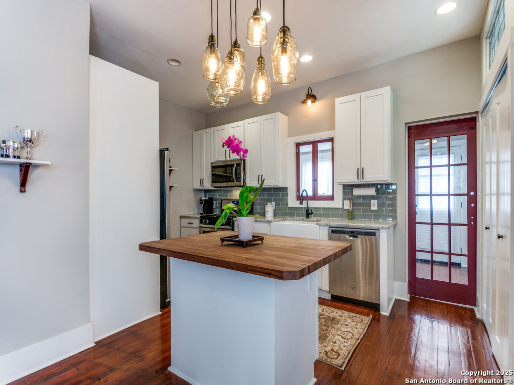 521 N Palmetto San Antonio TX 78202