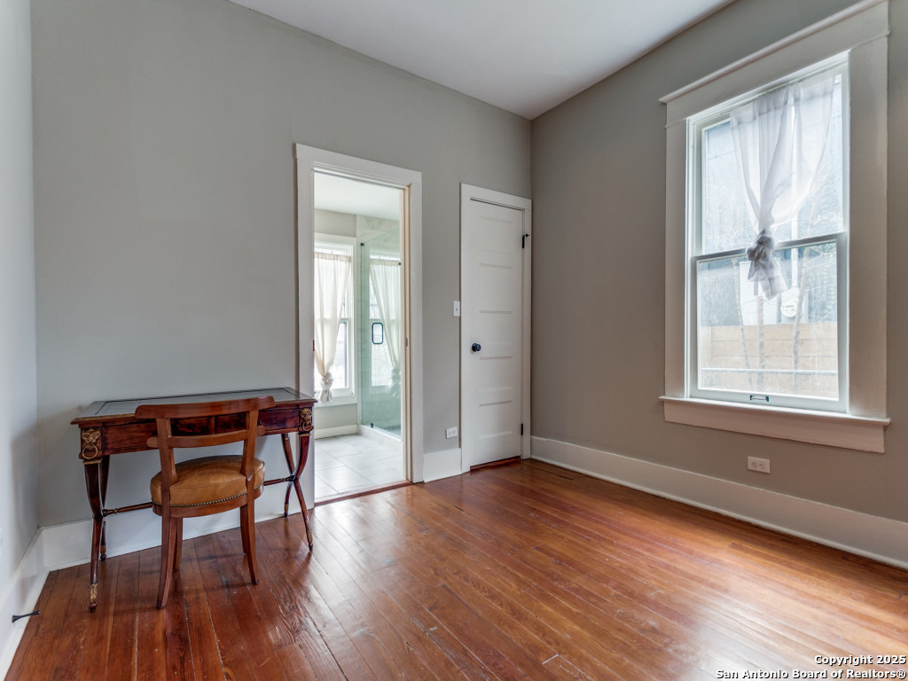 521 N Palmetto San Antonio TX 78202