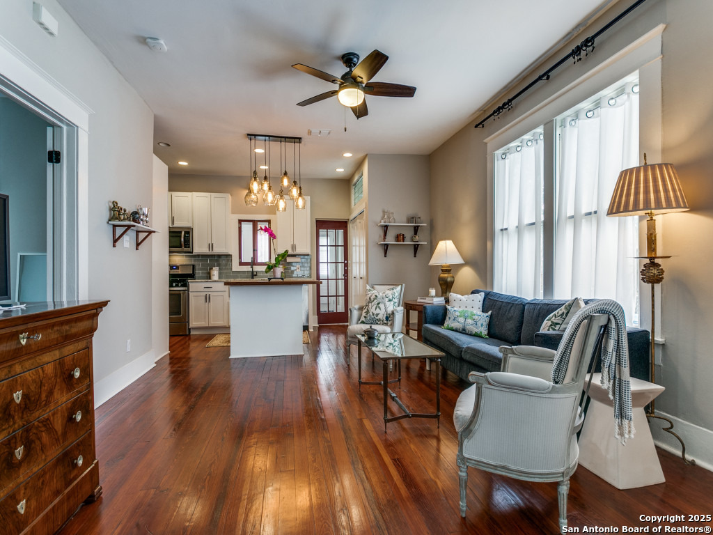 521 N Palmetto San Antonio TX 78202