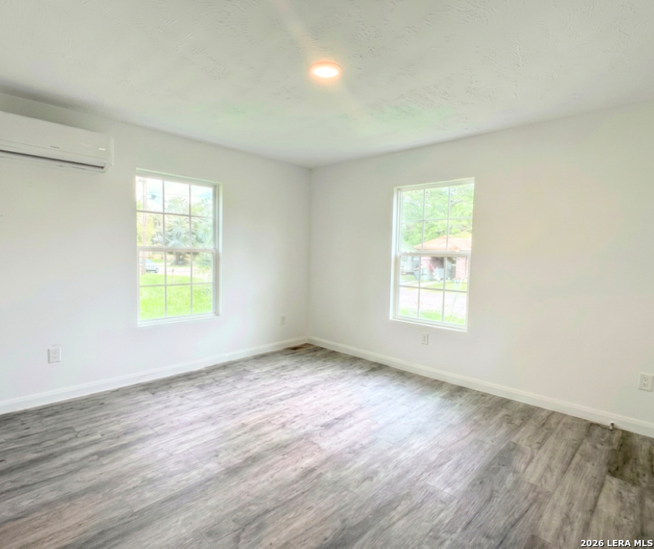 209 N Burke Street Beeville TX 78102