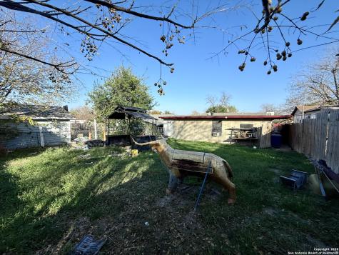 143 Los Arboles San Antonio TX 78214