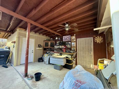 143 Los Arboles San Antonio TX 78214