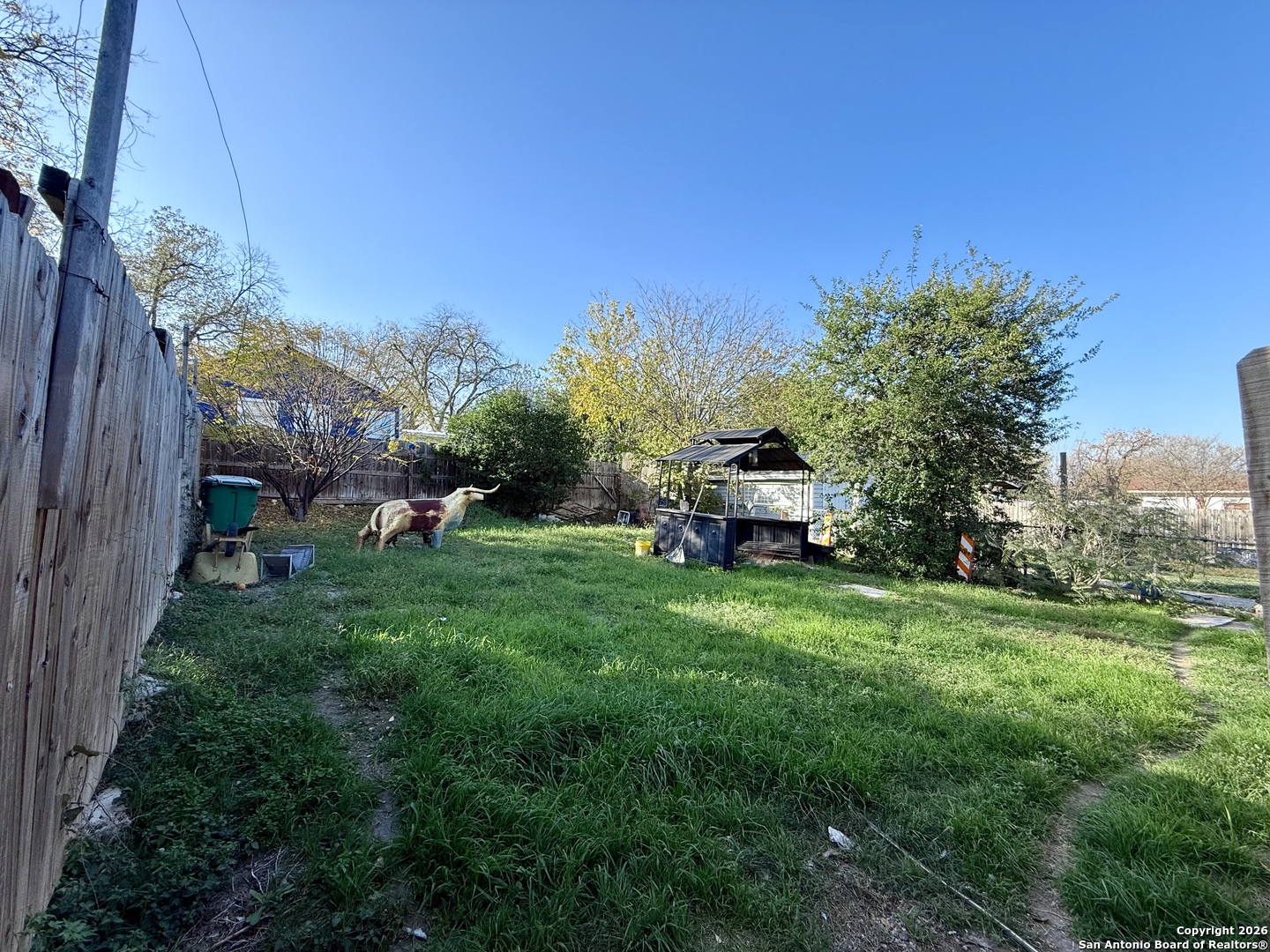 143 Los Arboles San Antonio TX 78214