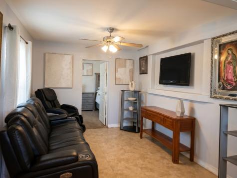 143 Los Arboles San Antonio TX 78214