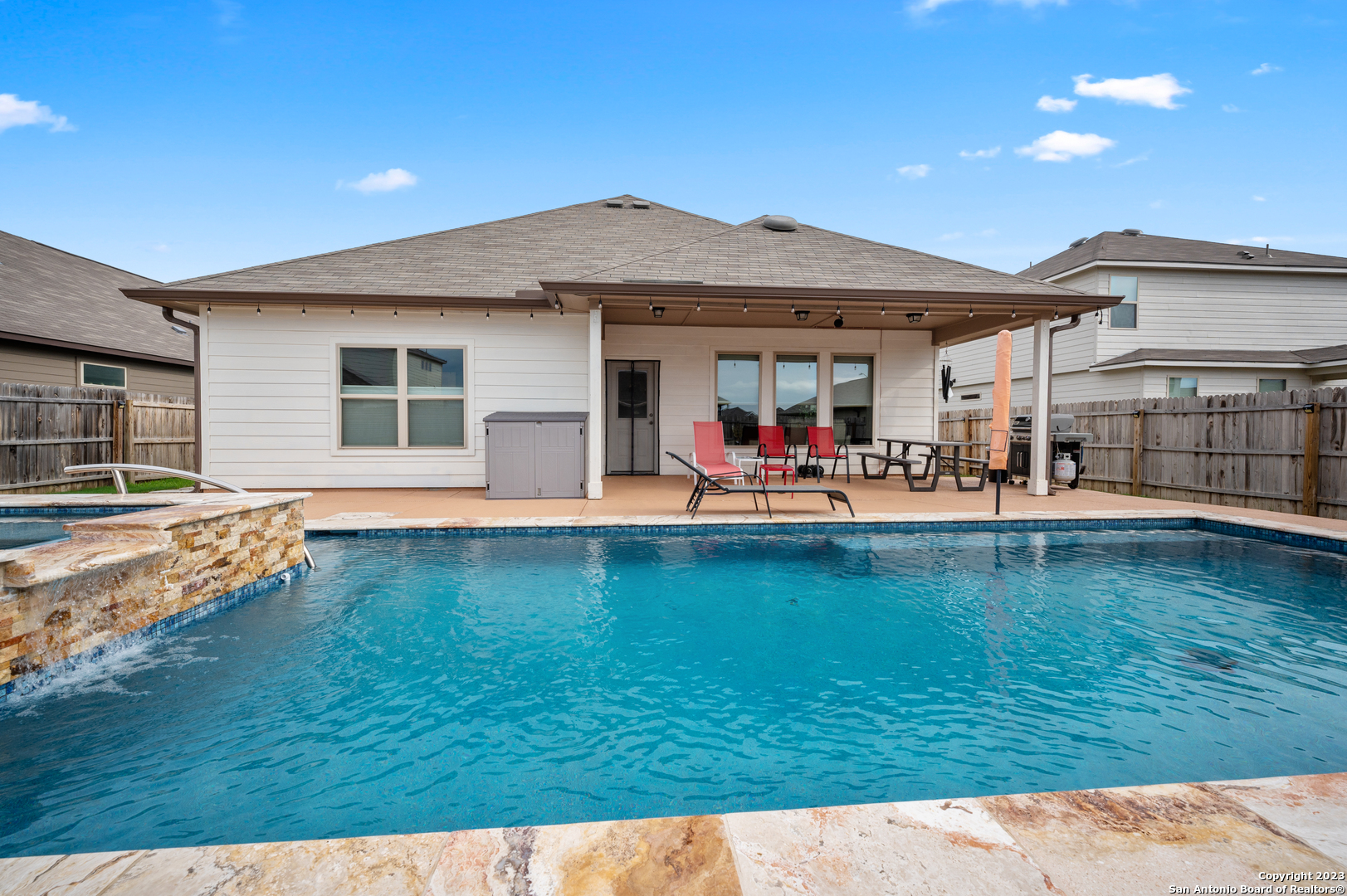 718 Farmers Dell New Braunfels TX 78130