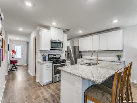 914 Sage Thrasher San Antonio TX 78253