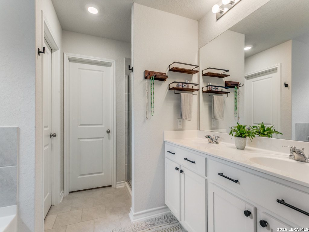 914 Sage Thrasher San Antonio TX 78253