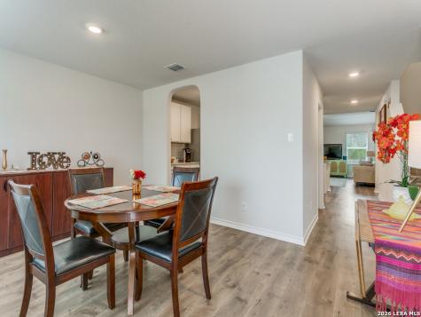 914 Sage Thrasher San Antonio TX 78253